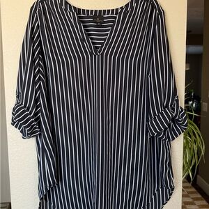 Women's Black and White Striped Top
